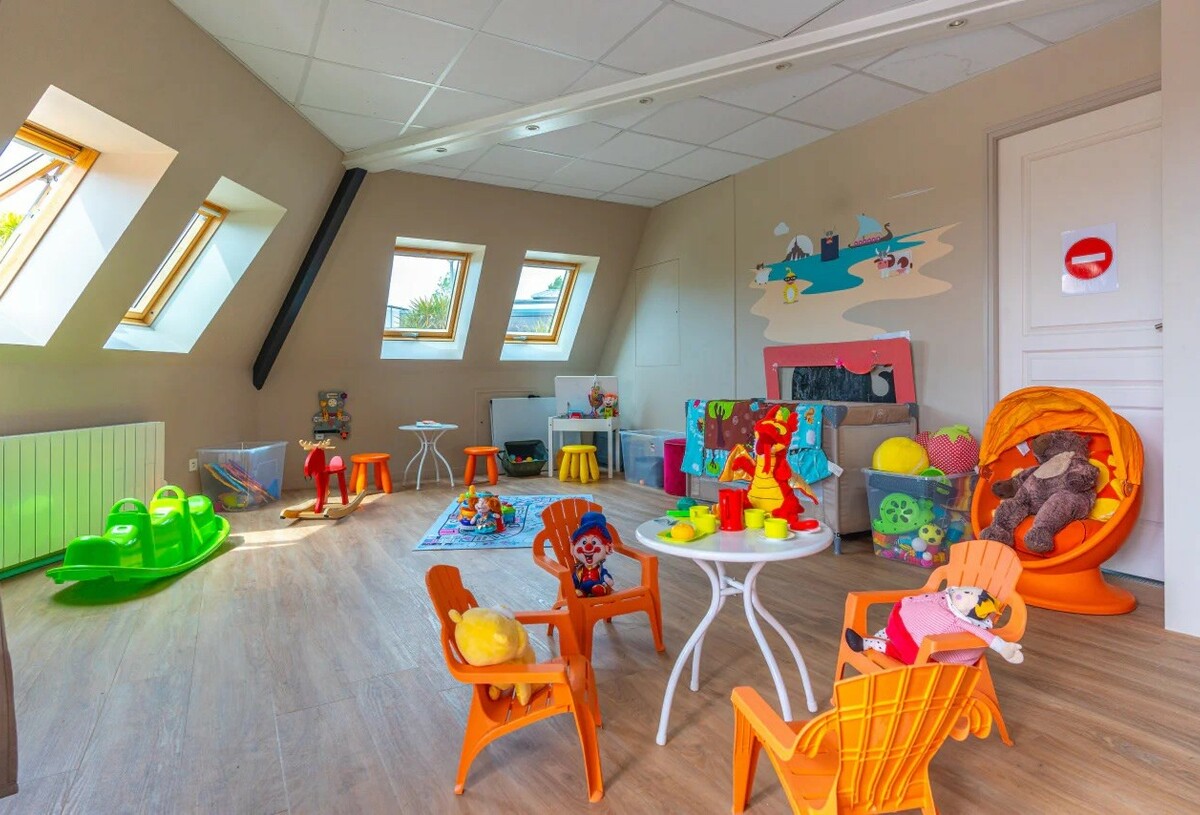 les_iles_2025_mini_club-86375490.jpg