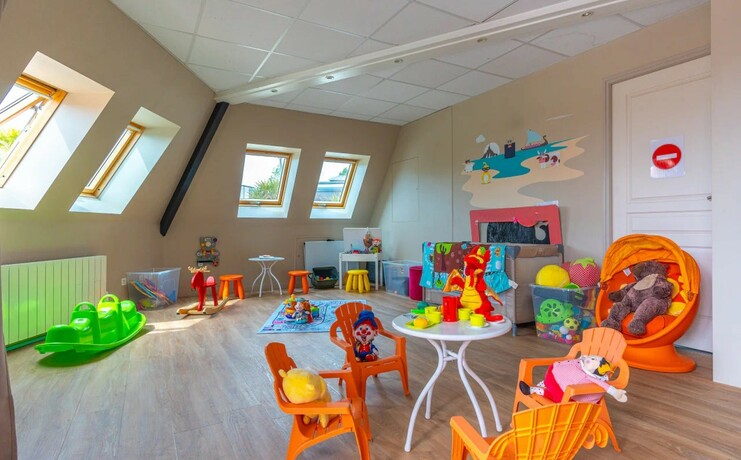 les_iles_2025_mini_club-86375490.jpg